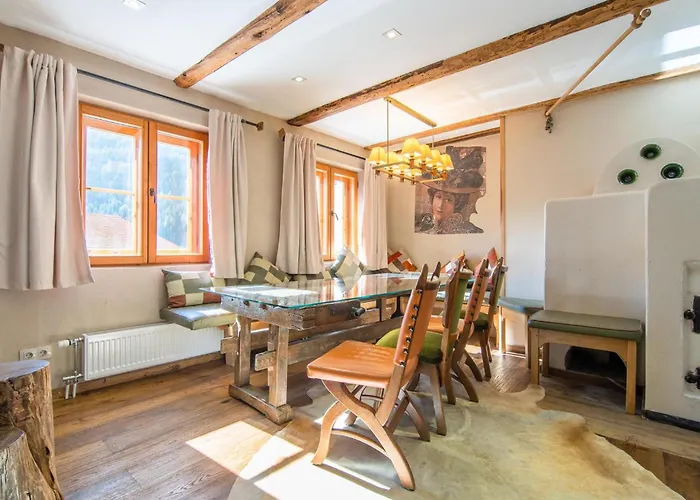 Schloss Sissi - S * פונדס