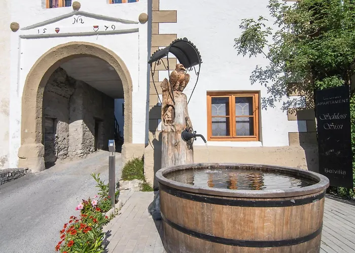 Schloss Sissi - S * فوندس